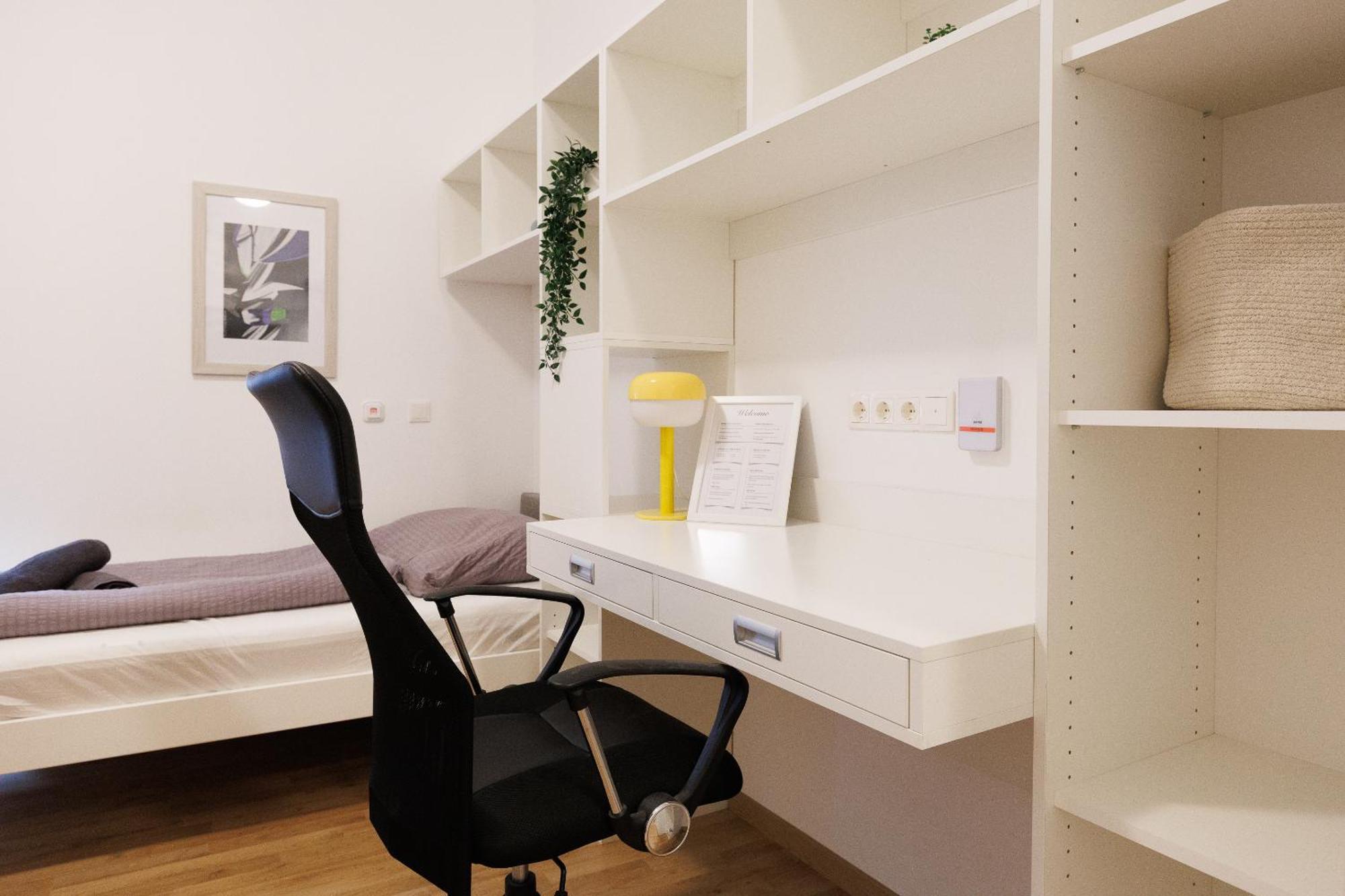 Central Urban Studio Wiener Neustadt Eksteriør bilde
